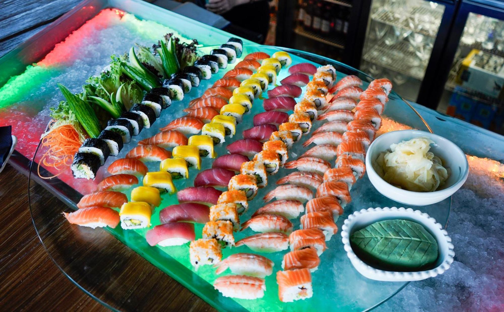 Ramee Grand Hotel And Spa Manama Exterior foto Sushi