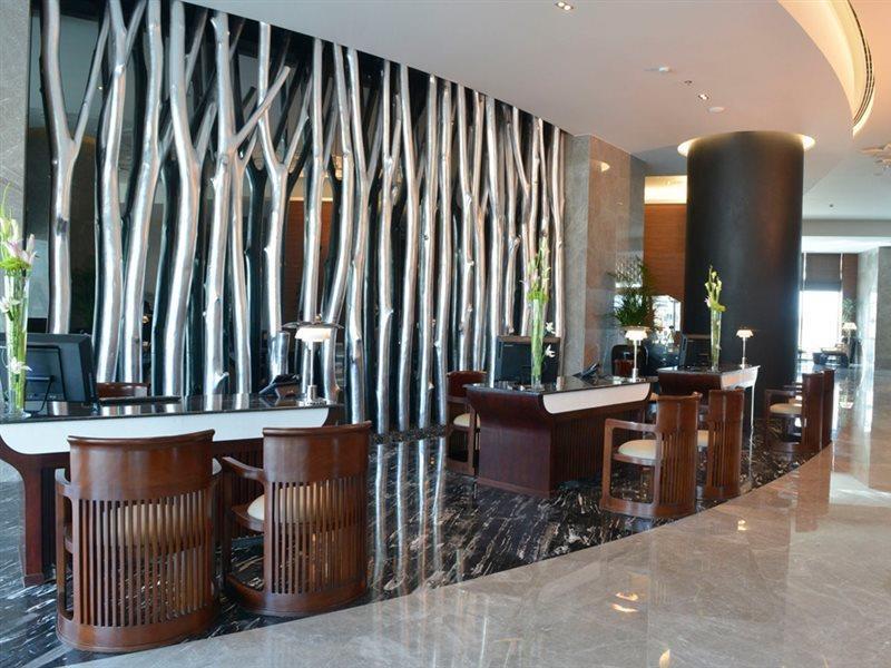 Ramee Grand Hotel And Spa Manama Exterior foto The lobby of the hotel